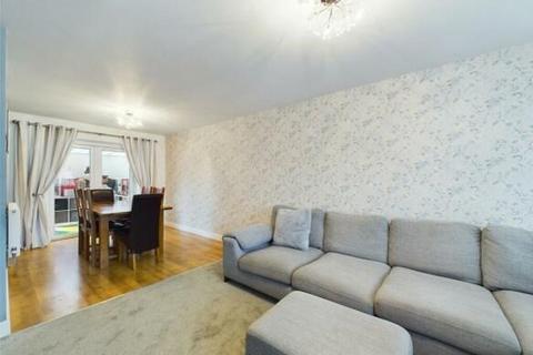 53 Hawk Close, Abbeydale, Gloucester, GL4 4WE