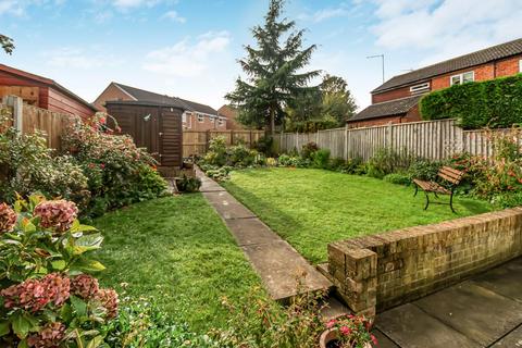 2 bedroom semi-detached house for sale, Canterbury Close, Beverley, HU17 8PS