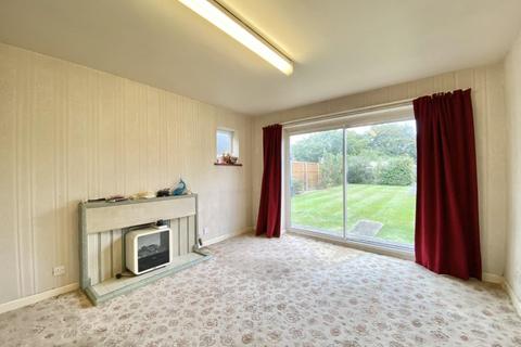 19 Cedars Drive, Uxbridge, UB10 0JT