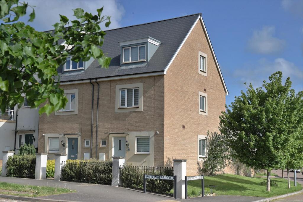 Willowherb Road, Emersons Green, Bristol, BS16 7GB 3 bed semidetached