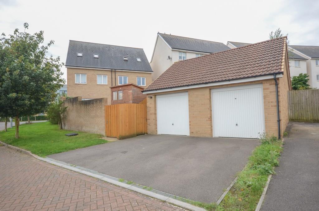 Garage & parking.jpg
