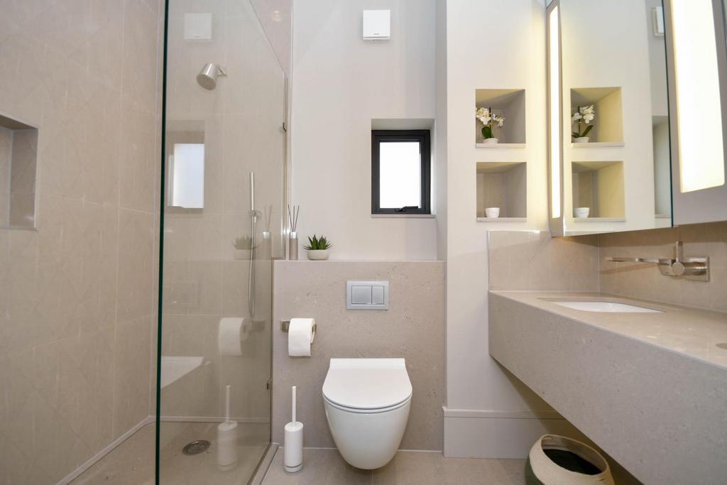 Ensuite