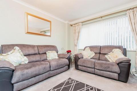 75 Billingbauk Drive, Leeds, LS13 4RX