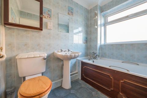 21 Browmere Drive, Croft, Warrington, WA3 7HS