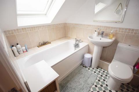 10 Ashurst Place, Rainham, Gillingham, ME8 7JA