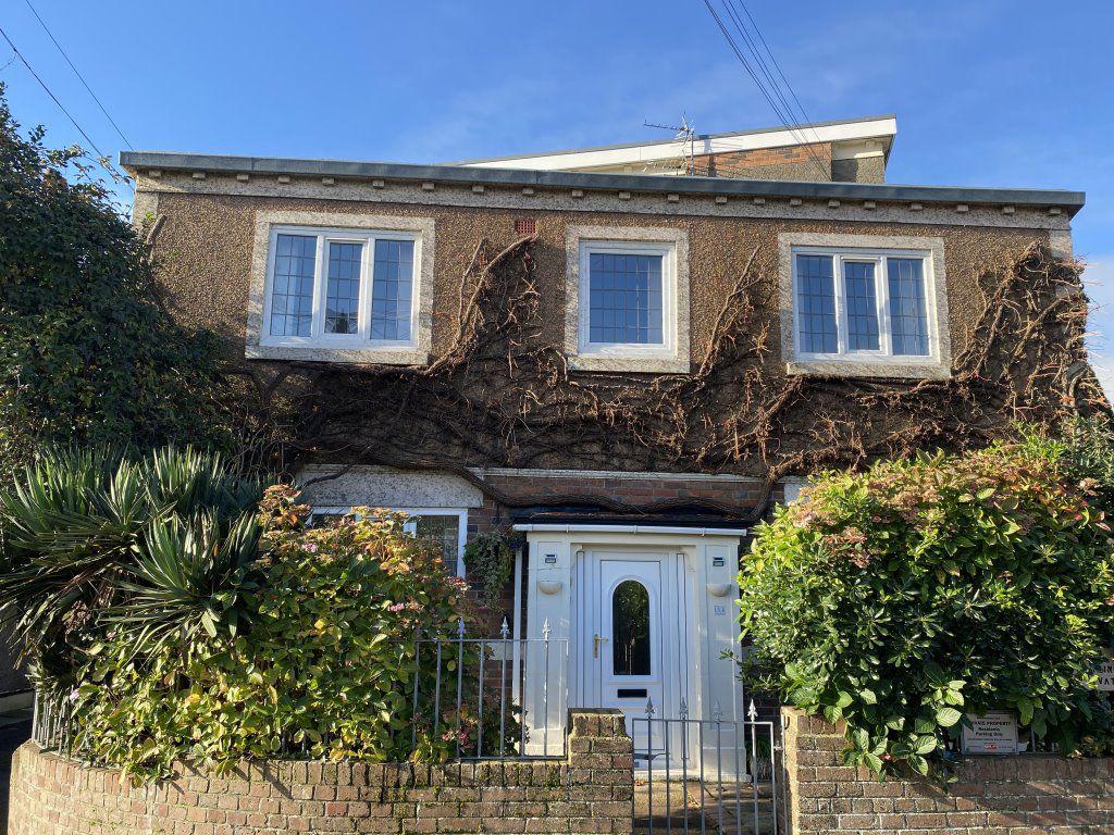 Park Street, Bridgend, CF31 4BB 3 bed house £1,100 pcm (£254 pw)