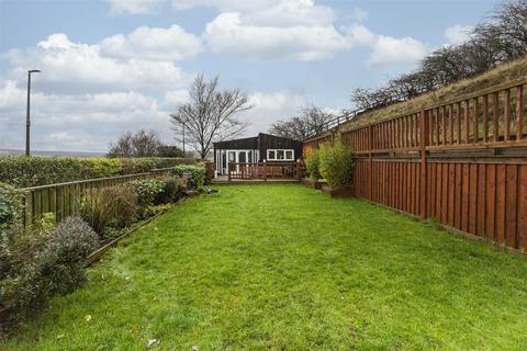 4 bedroom detached house for sale, Crow Point Farm, 12 Crow Point, Boothtown, hx6 6ue
