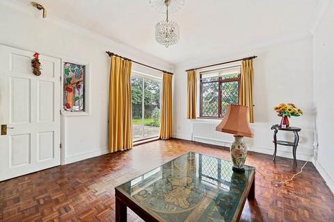405 Staines Road West, Ashford, TW15 1RB