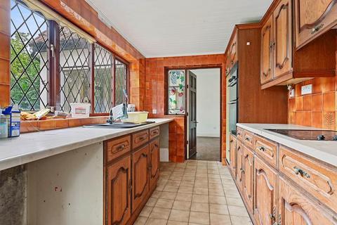 405 Staines Road West, Ashford, TW15 1RB