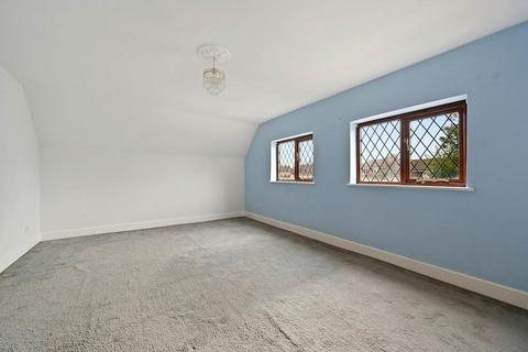 405 Staines Road West, Ashford, TW15 1RB