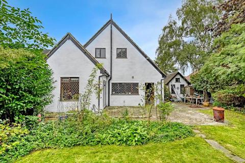 405 Staines Road West, Ashford, TW15 1RB