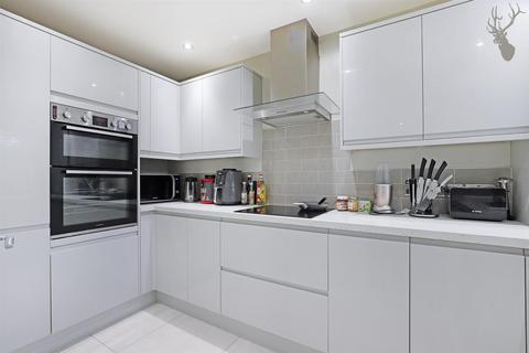 1 bedroom flat for sale, Forest View, London E4