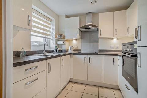 2 bedroom apartment for sale - Cheswick Court, Cheswick Village, Bristol, BS16 1UJ