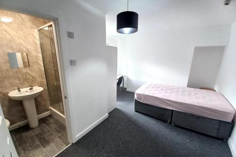 8 bedroom private hall to rent, £155pppw BILLS INCLUDED Mansfield Road, Nottingham