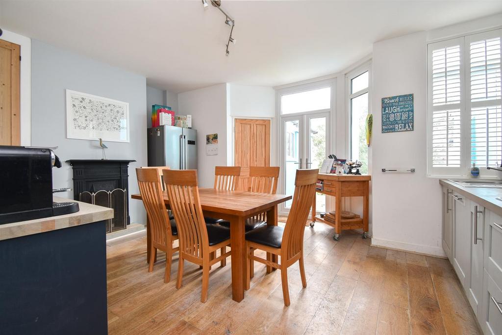 Vicarage Road, Hastings 4 bed terraced house for sale £550,000