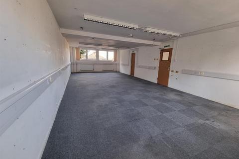 Office to rent, Windmill Street, Gravesend, Kent