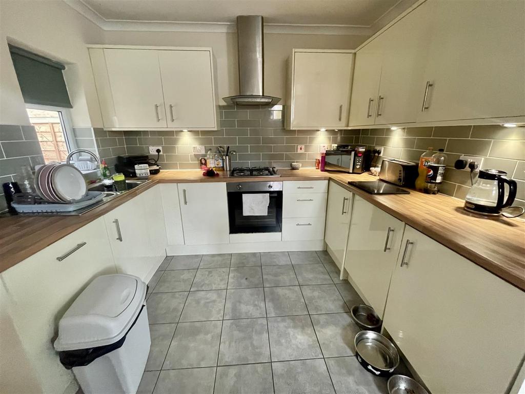 Cornfield Road, Middlesbrough 4 bed detached house for sale £175,000