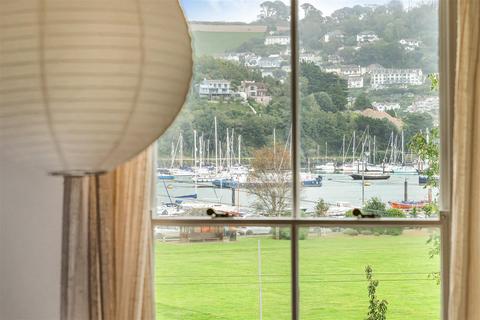 18 Coombe Road, Dartmouth, TQ6 9PQ