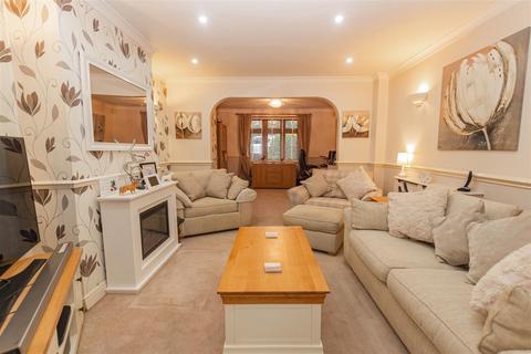 39 Crayford Road, Dartford, DA1 4AN