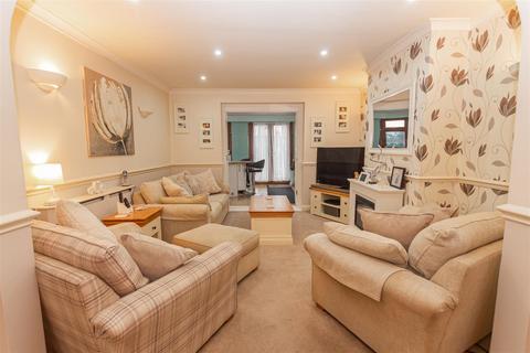 39 Crayford Road, Dartford, DA1 4AN