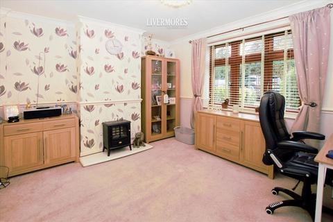 39 Crayford Road, Dartford, DA1 4AN