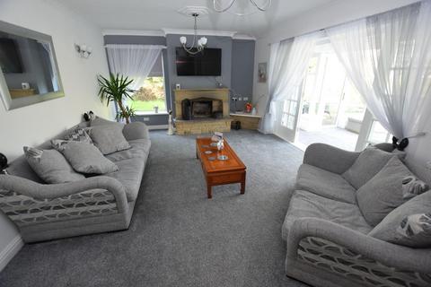 3 bedroom detached bungalow to rent, Forest Of Pendle Leisure Park, Roughlee