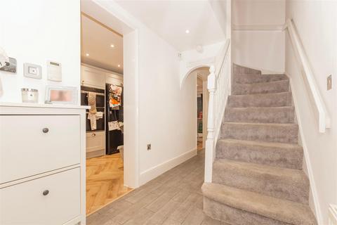 47 Bascombe Grove, Crayford, Dartford, DA1 3RG