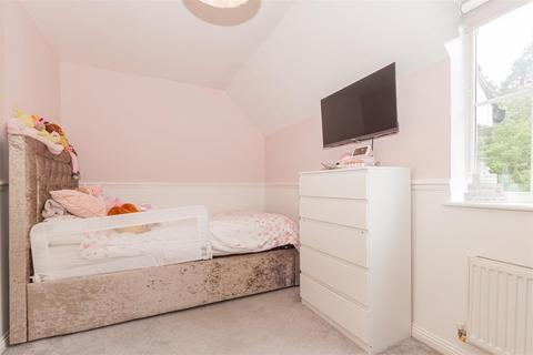 47 Bascombe Grove, Crayford, Dartford, DA1 3RG