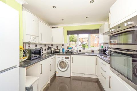 4 bedroom detached house for sale, Vinehall Close, Hastings