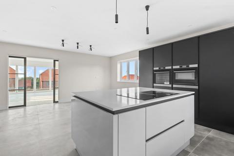 4 bedroom detached house for sale - Bradshaw Close (Plot 1), Guestling, TN35