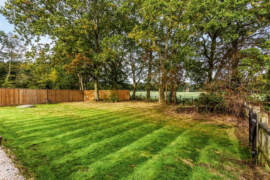 Blackberry Lane Lingfield at Andrew Cardenas blog