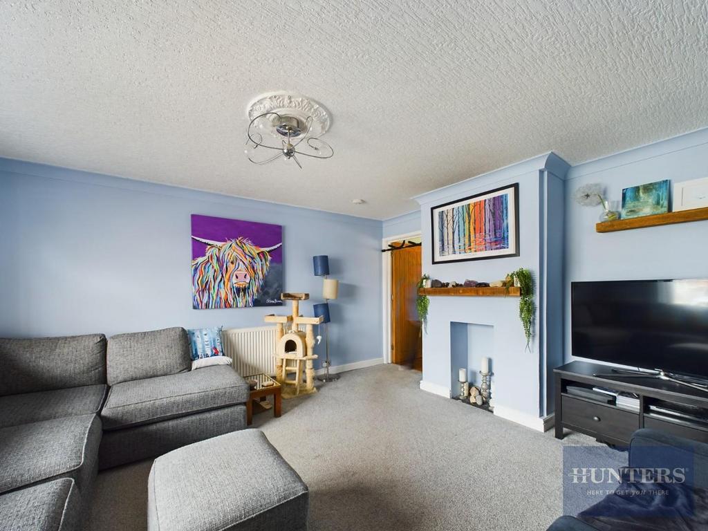 Windermere Road, Hatherley, Cheltenham, GL51 3PW 4 bed semidetached