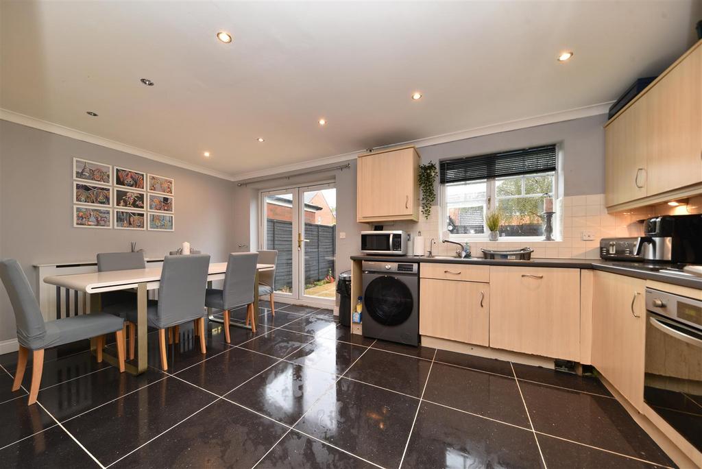 Swale Close, Stevenage 4 bed semidetached house for sale £425,000