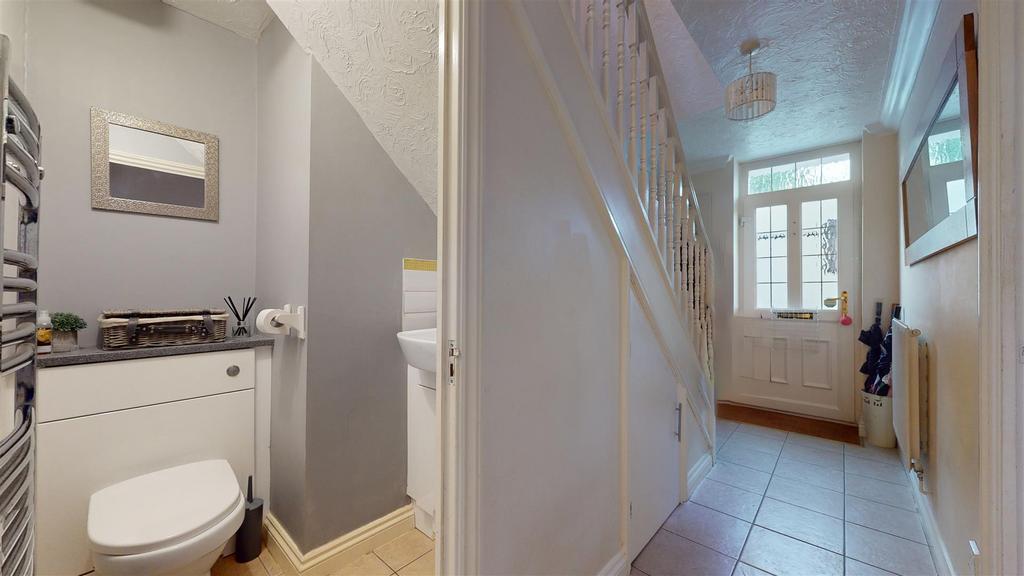 20-Roeburn-Crescent-10182023 163429.jpg