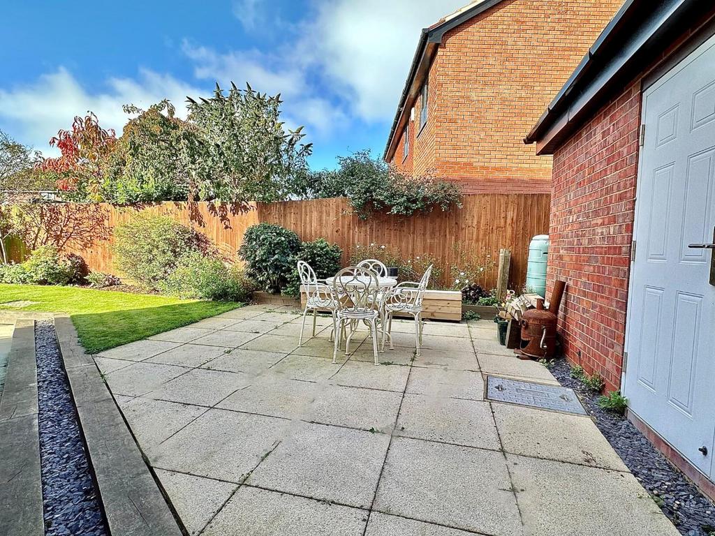 Patio-2.jpg