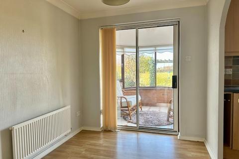 22 Jenner Crescent, Northampton, NN2 8NB