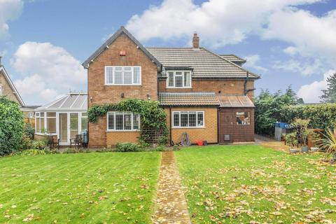 3 bedroom detached house for sale, Swainsea Lane, Pickering