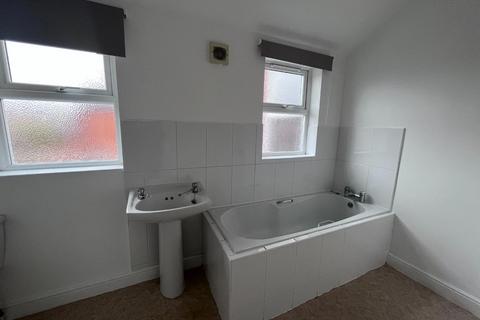 102 Ashburnham Road, Northampton, NN1 4RB