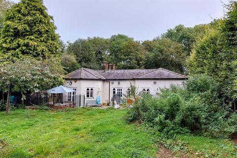 3 bedroom detached bungalow for sale - Nr Westmill, Buntingford, Herts