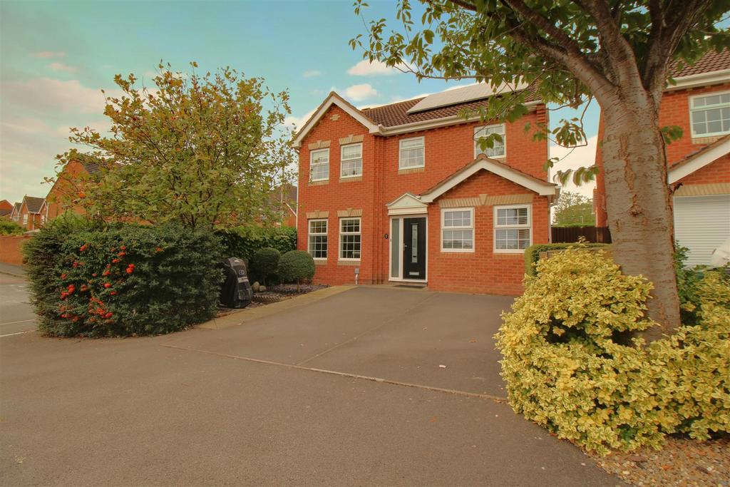 The Gallops, Hempsted, Gloucester 4 bed detached house for sale £425,000