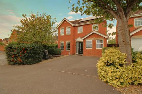 4 bedroom detached house for sale - The Gallops, Hempsted, Gloucester