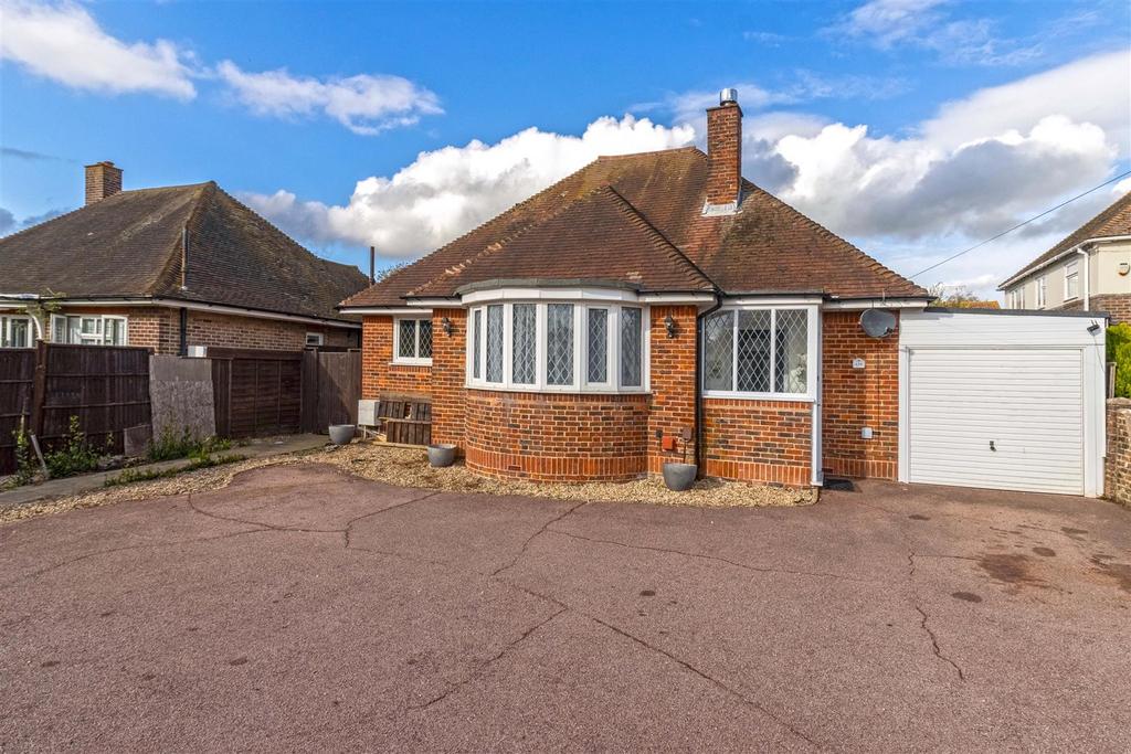 Littlehampton Road, Worthing 2 bed detached bungalow for sale £415,000