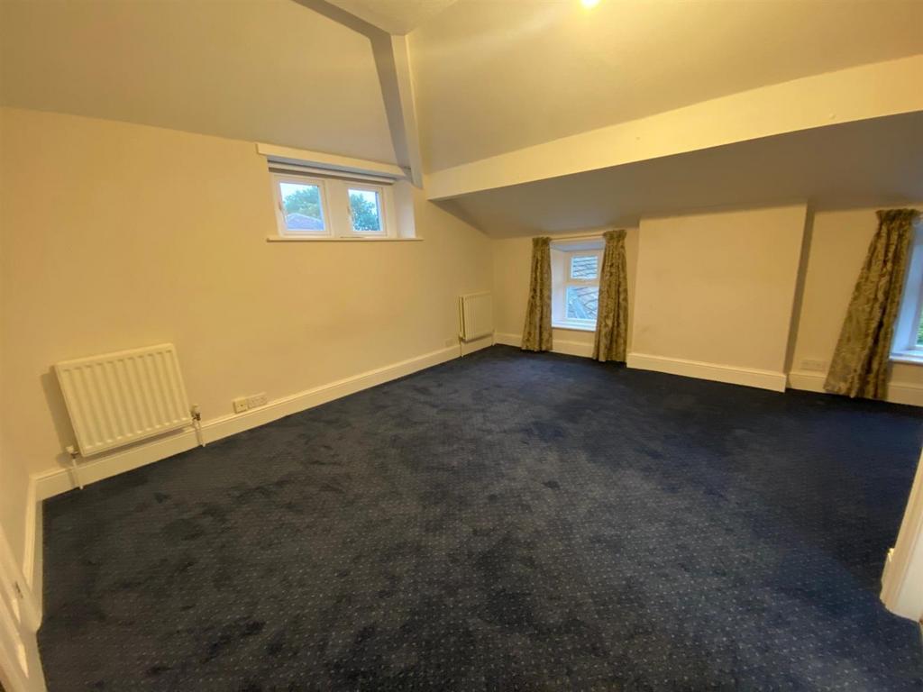 BEDROOM 3.jpg