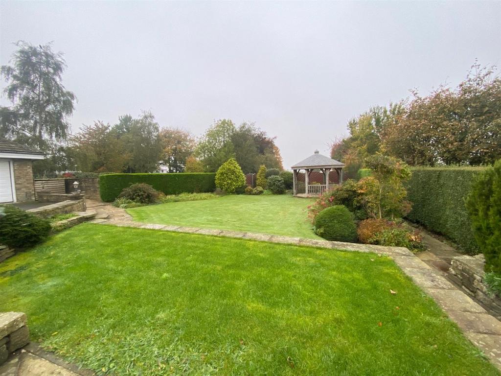 GARDEN.jpg