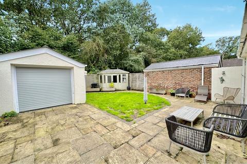 65 Bradpole Road, Bournemouth, BH8 9NY