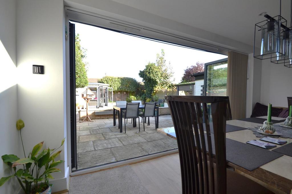 Bifold Doors.JPG