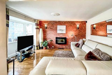 3 bedroom semi-detached house for sale, Highland Road, Great Barr, Birmingham, B43