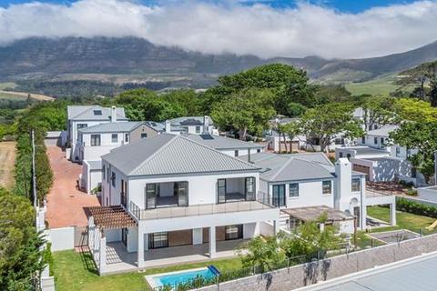 4 bedroom house - Cape Town, Constantia