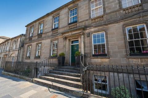 55/4 Constitution Street, Edinburgh, EH6 7BG
