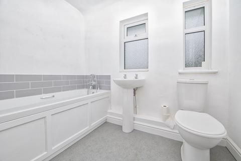 5 Upper Gore Lane, Eastry, Sandwich, CT13 0LH